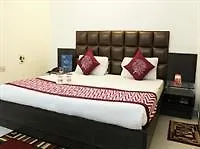 Hotel Oyo Rooms Channa Market 14A4 Karol Bagh New Delhi